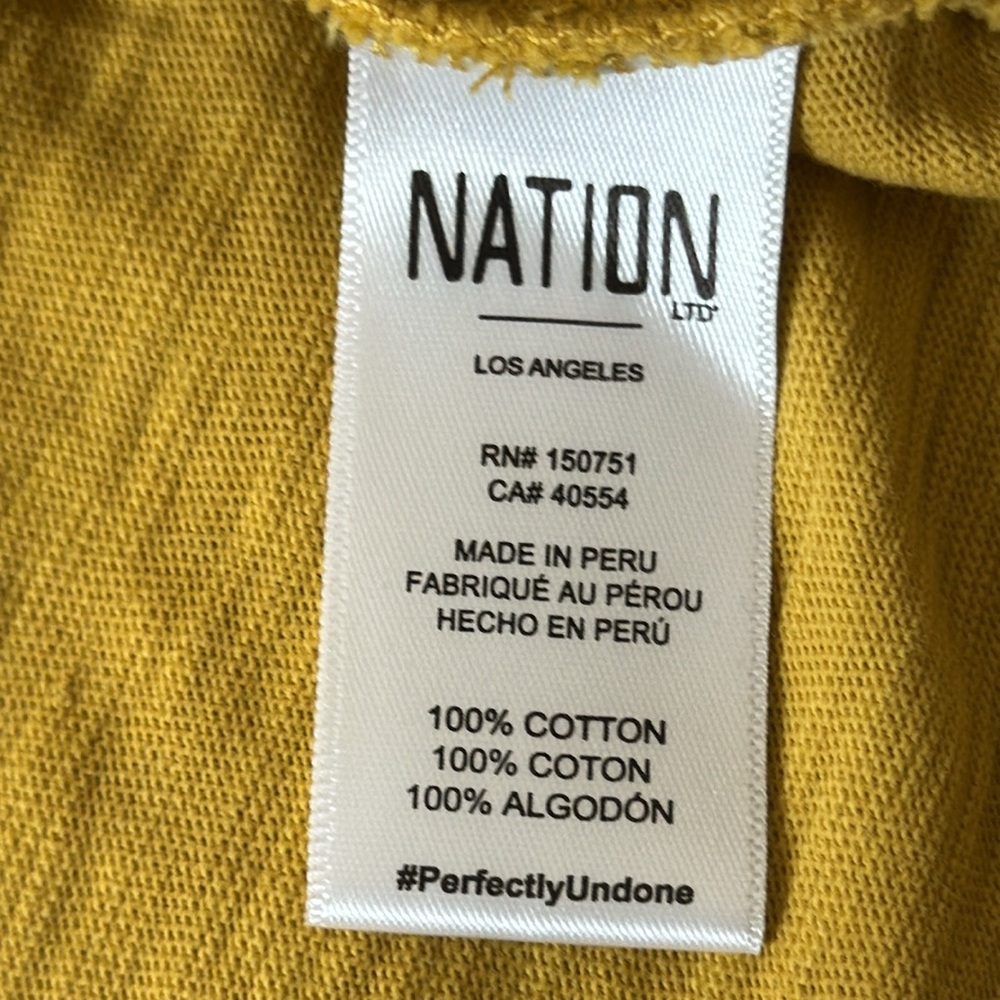 Nation LTD Ruffle Button accent top - Picture 5 of 7